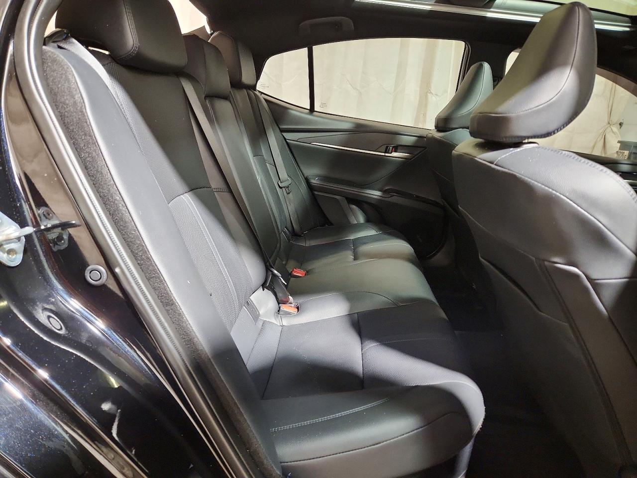 2025 TOYOTA CAMRY XSE photo 10