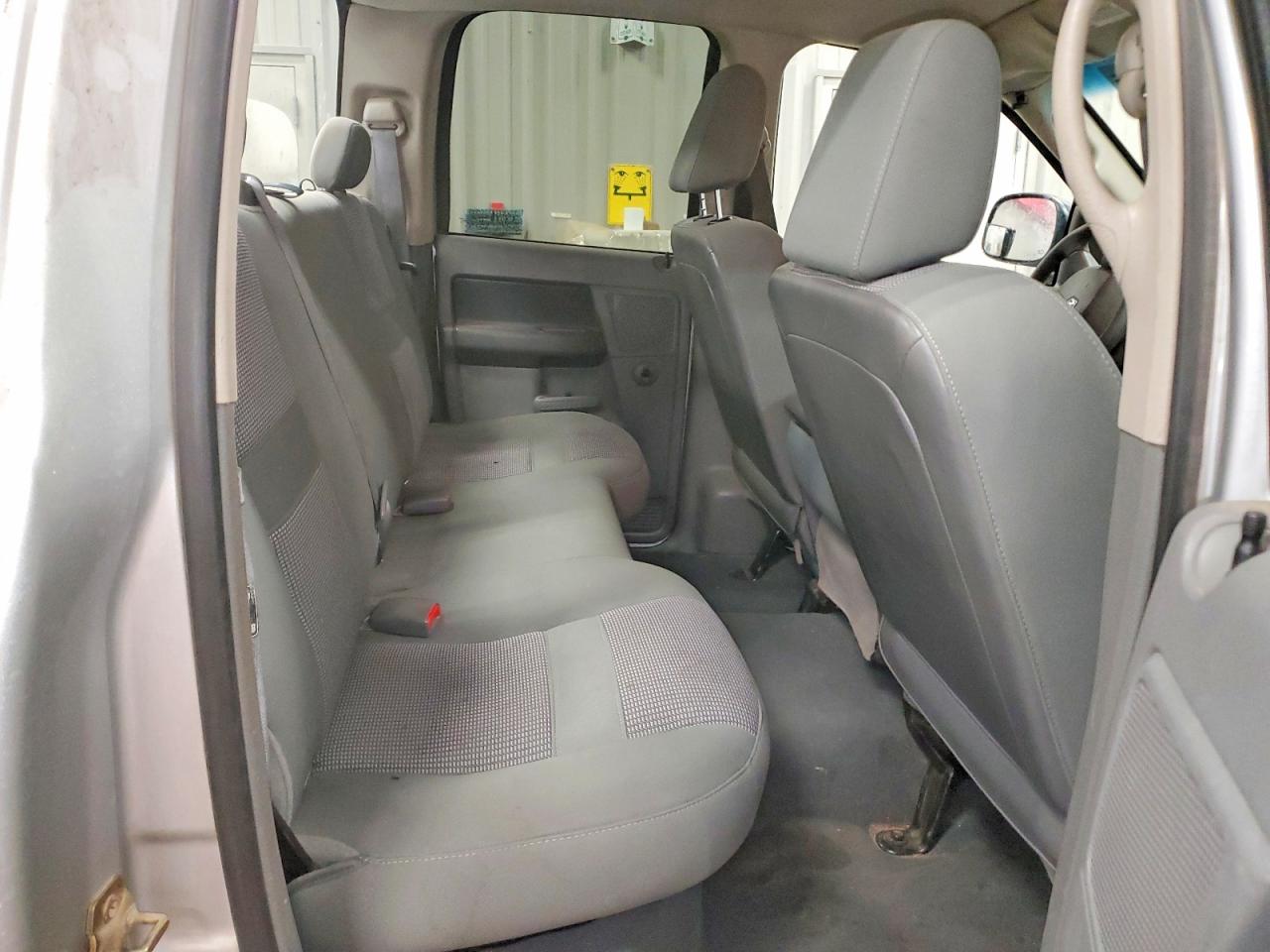 2007 DODGE RAM 1500 ST photo 10
