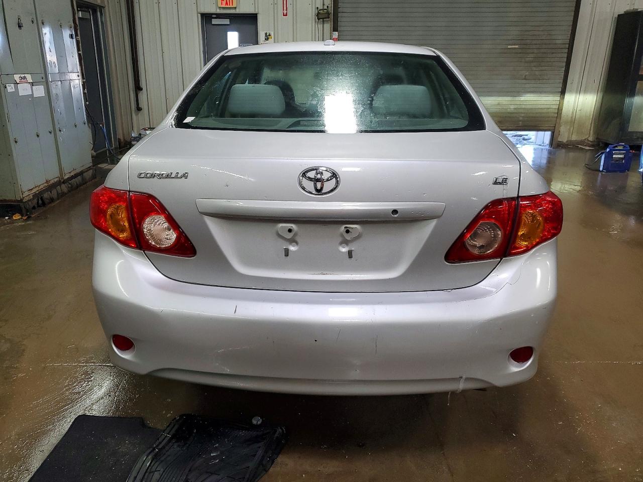 2010 TOYOTA COROLLA BASE photo 6