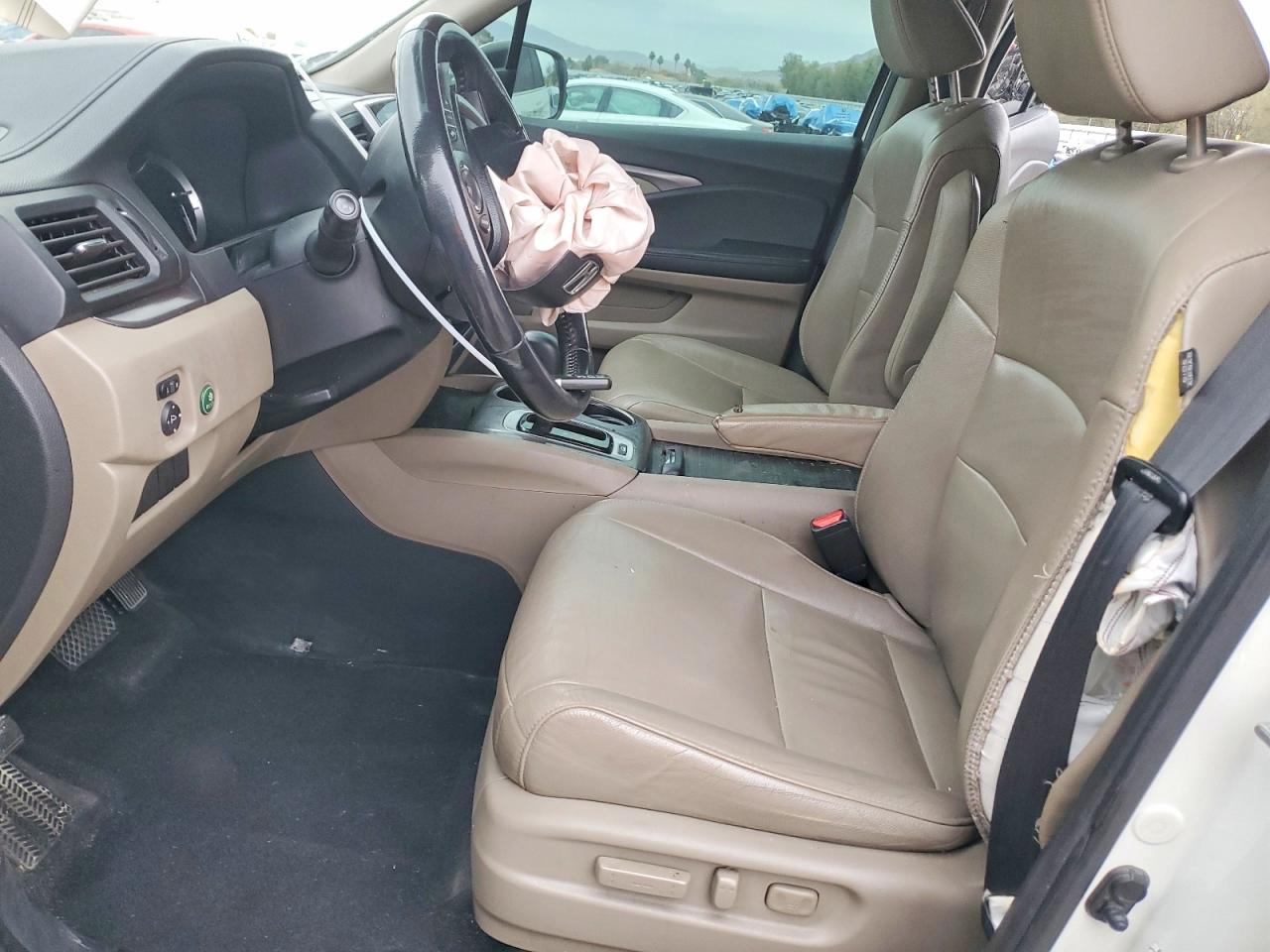 2016 HONDA PILOT EXL photo 7