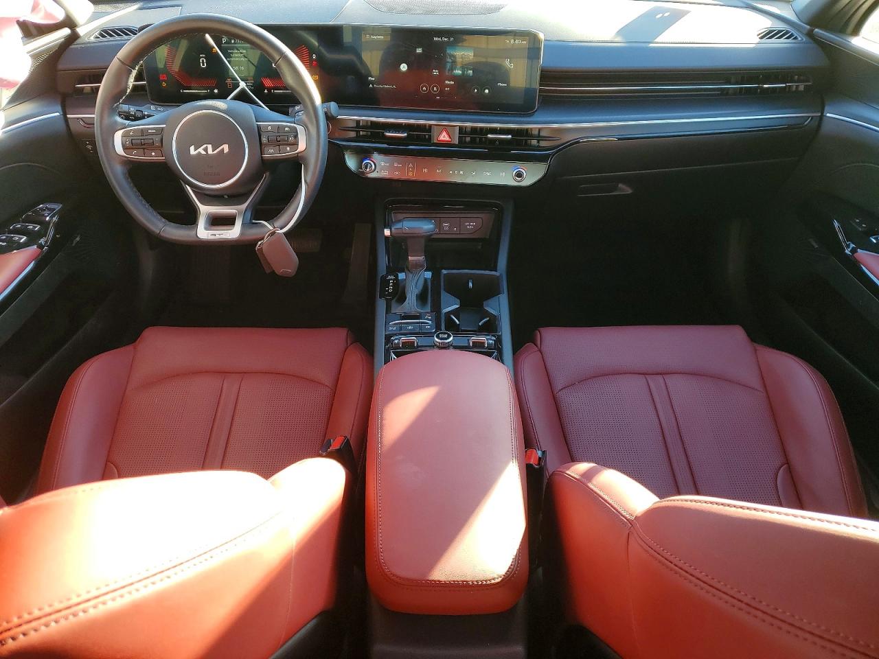 2025 KIA K5 GT LINE photo 8