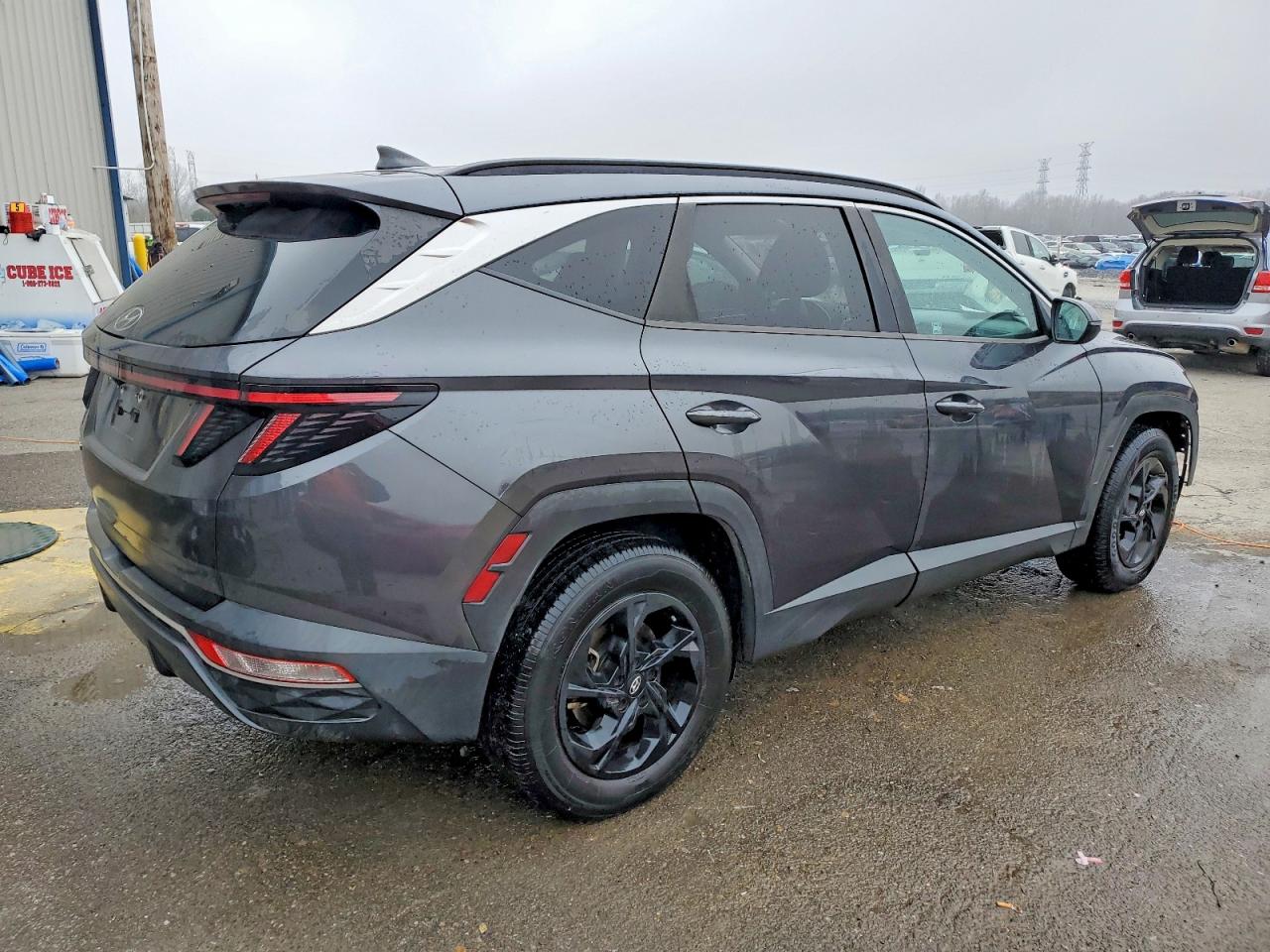 2022 HYUNDAI TUCSON SEL photo 3