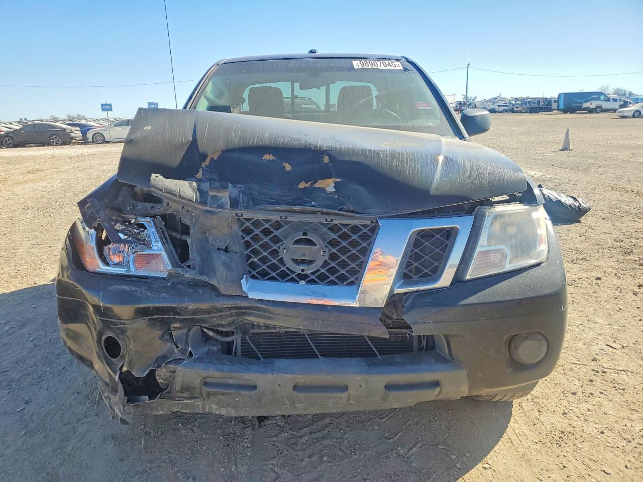2017 NISSAN FRONTIER S photo 5