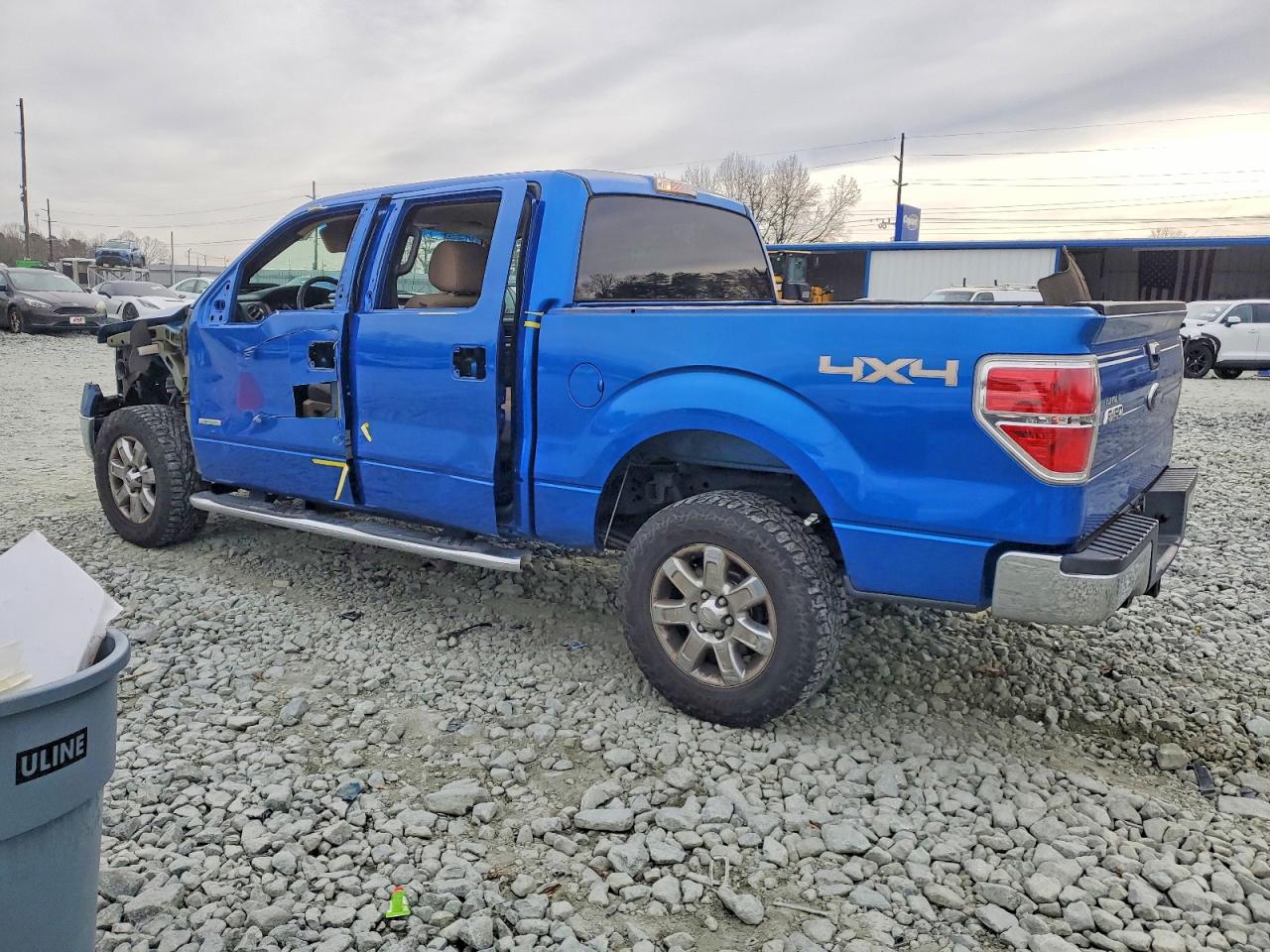 2013 FORD F150 SUPERCREW photo 2