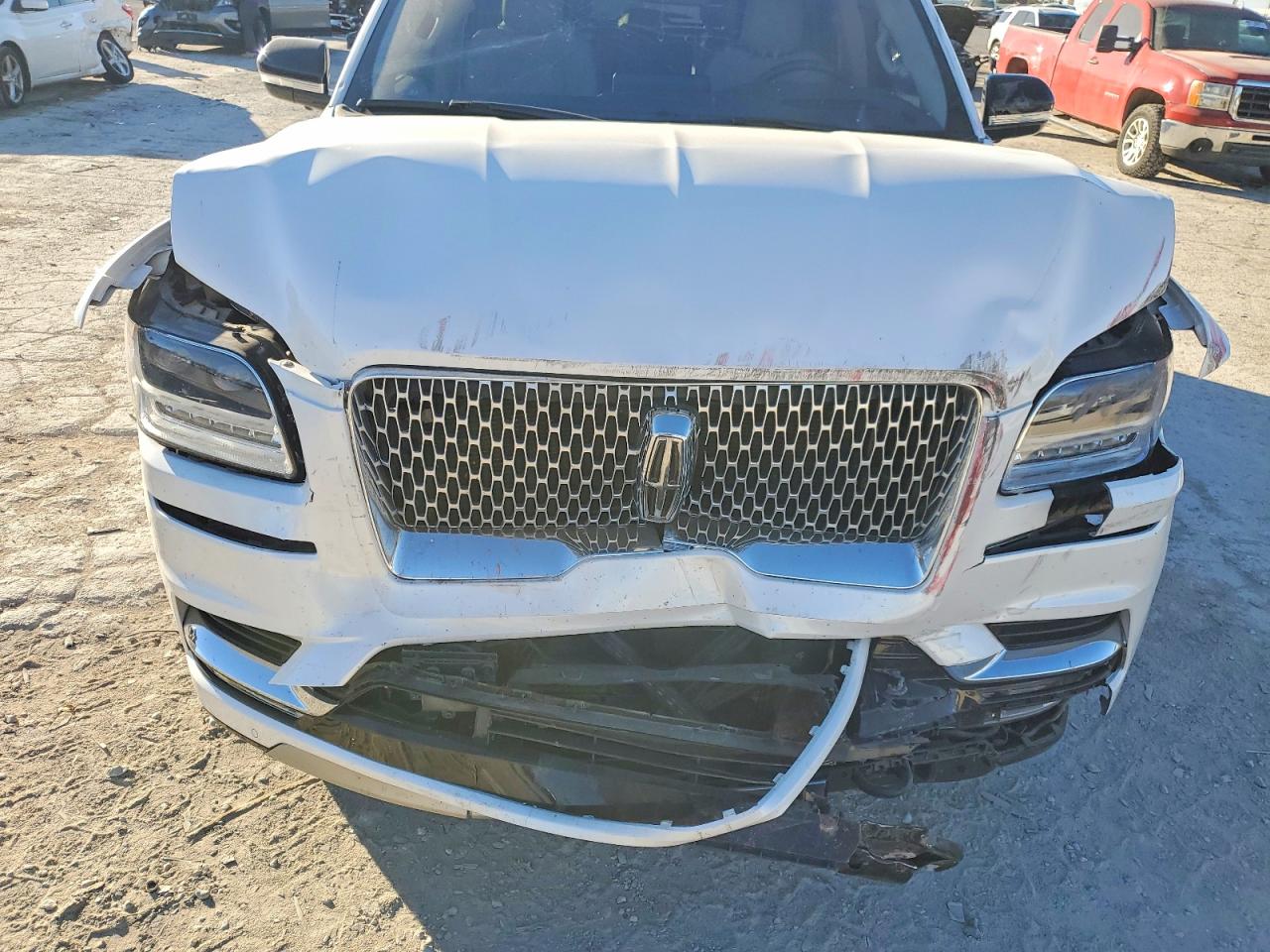 2019 LINCOLN NAVIGATOR L RESERVE photo 12