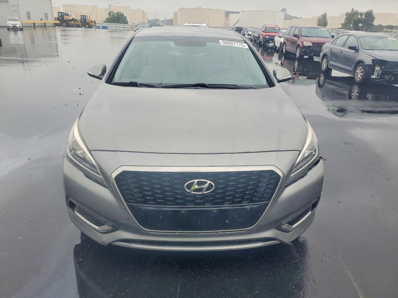 2017 HYUNDAI SONATA HYBRID photo 9