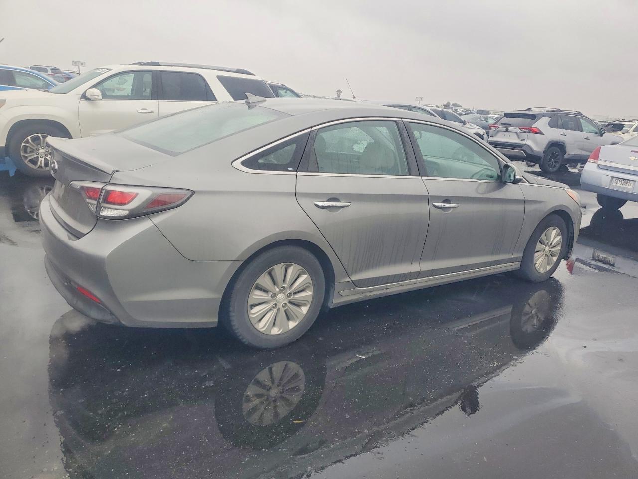 2017 HYUNDAI SONATA HYBRID photo 5