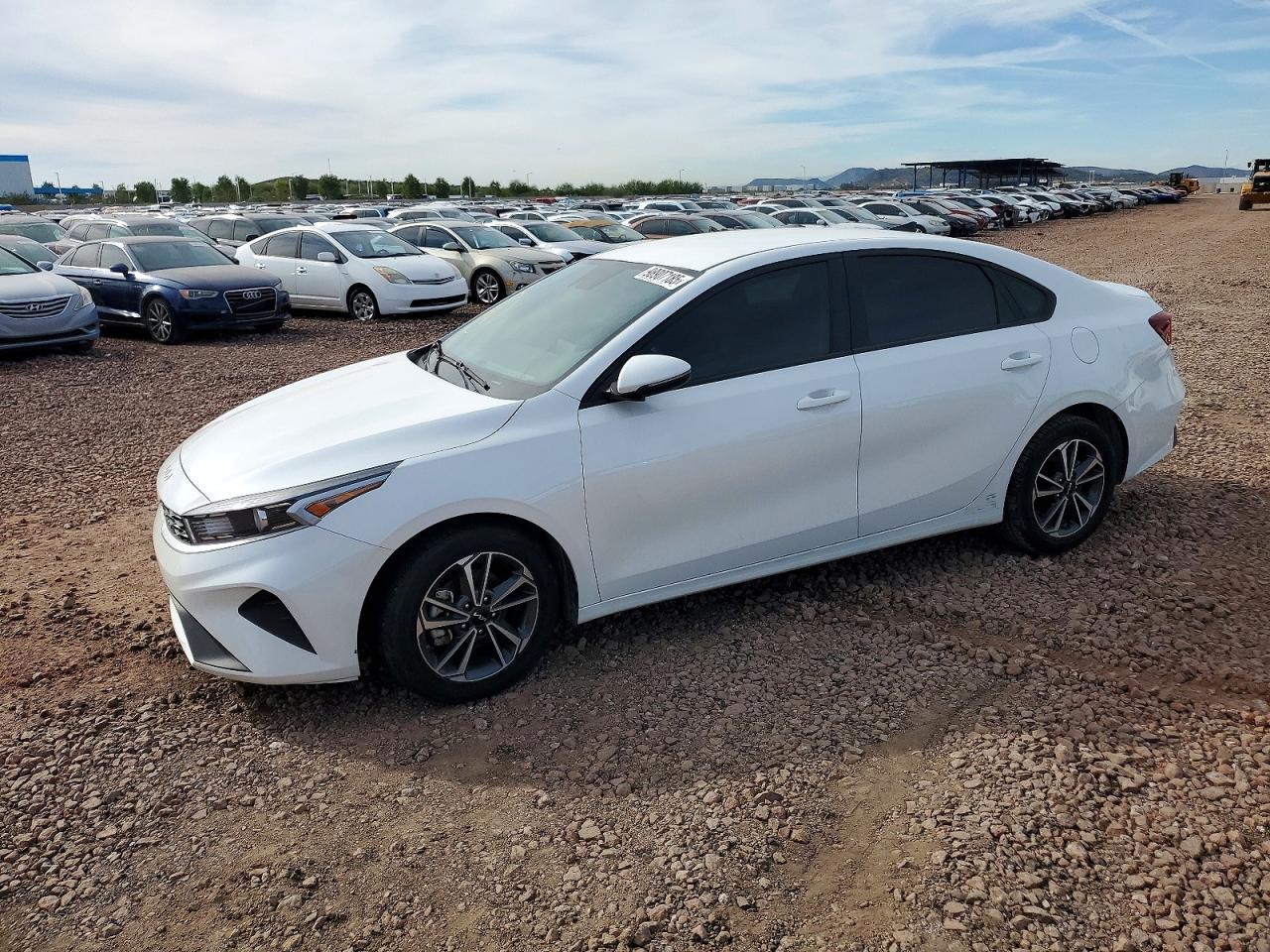 2023 KIA FORTE