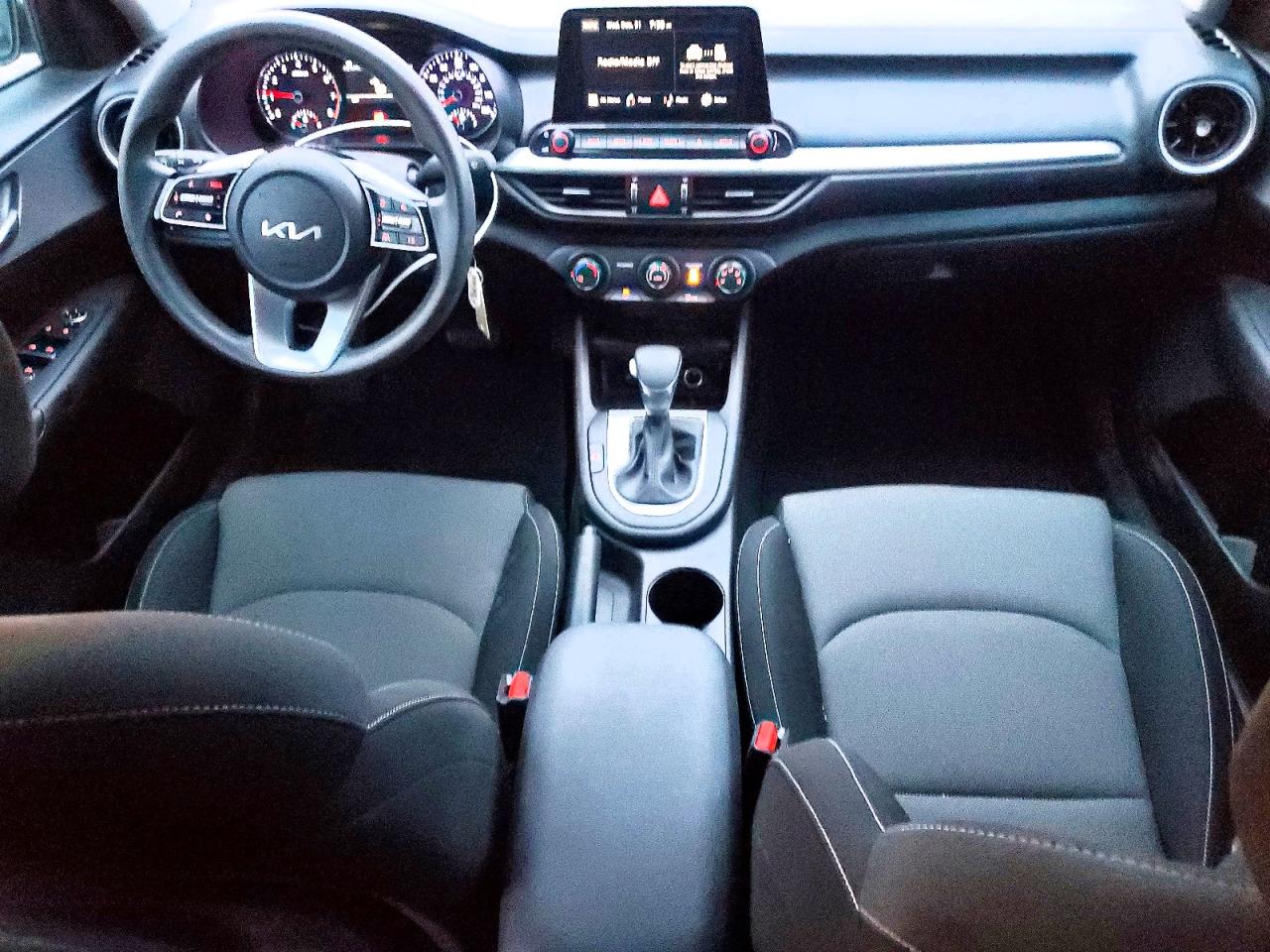 2023 KIA FORTE LX photo 15