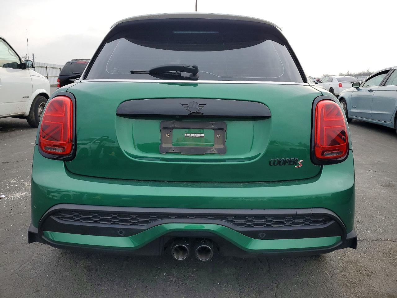 2024 MINI COOPER S photo 6
