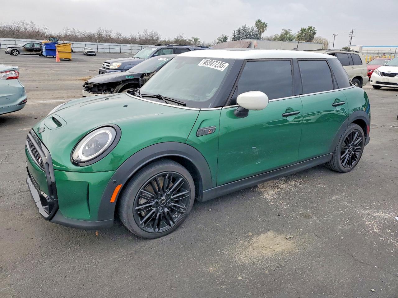 2024 MINI COOPER