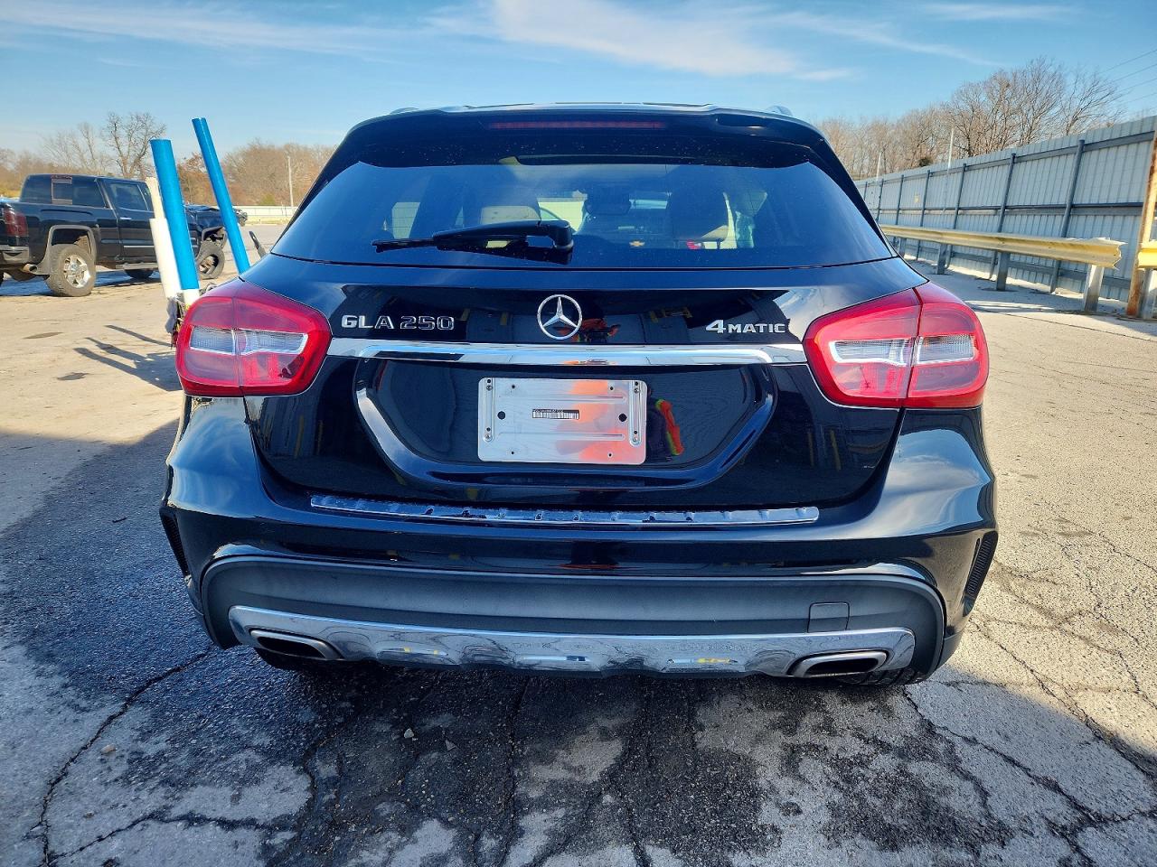 2019 MERCEDES-BENZ GLA 250 4MATIC photo 6