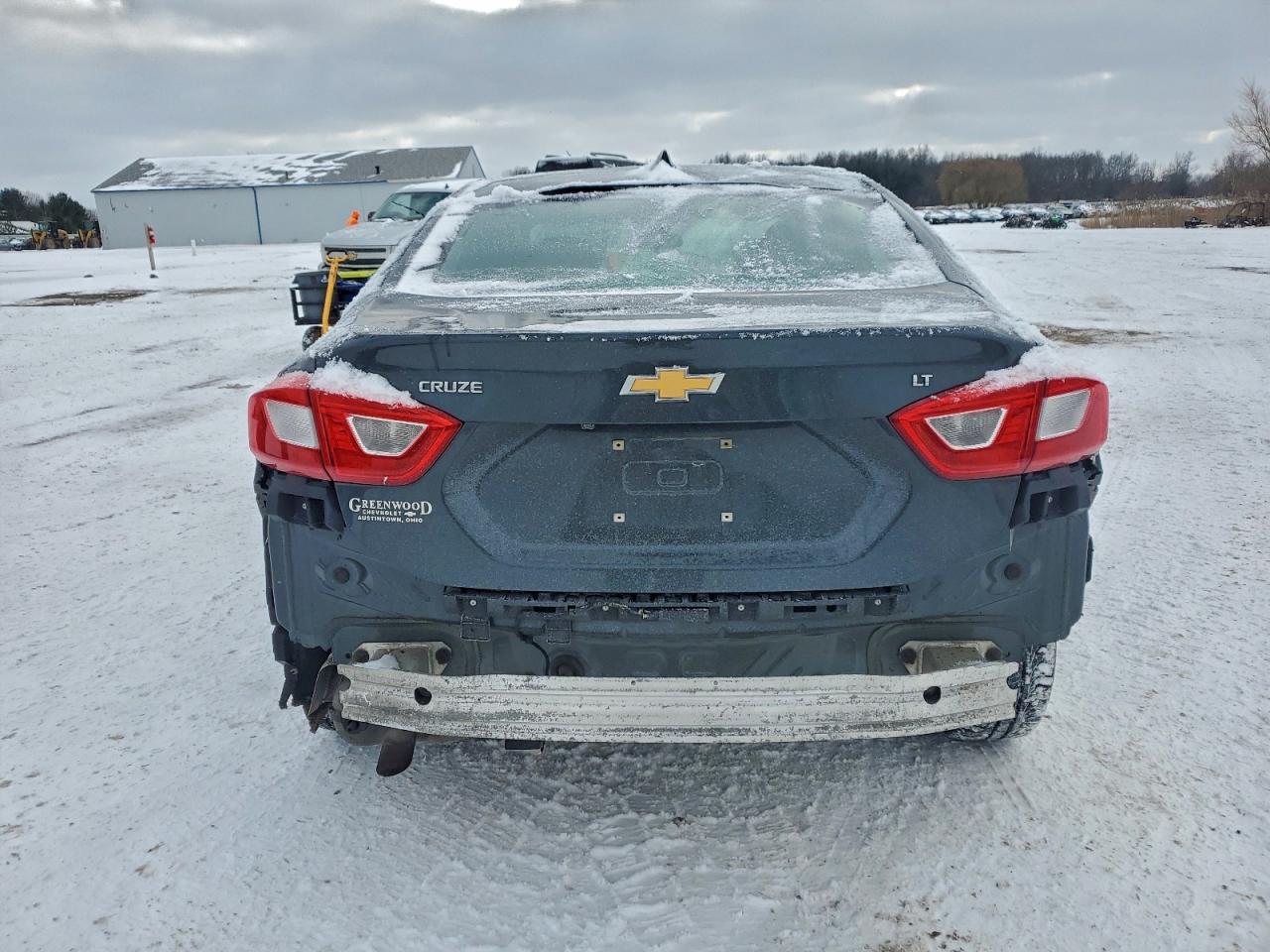 2017 CHEVROLET CRUZE LT photo 6