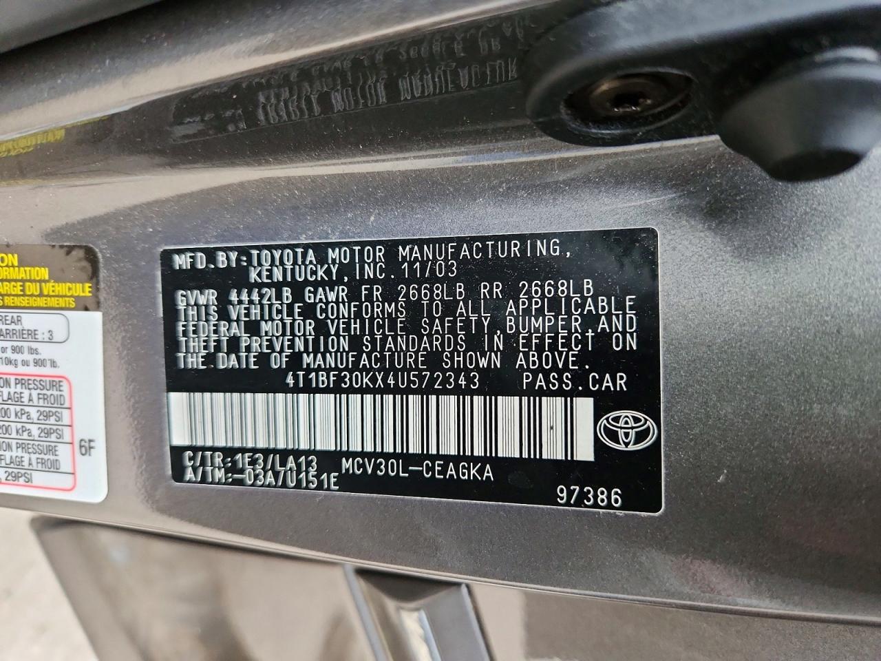 2004 TOYOTA CAMRY LE photo 12
