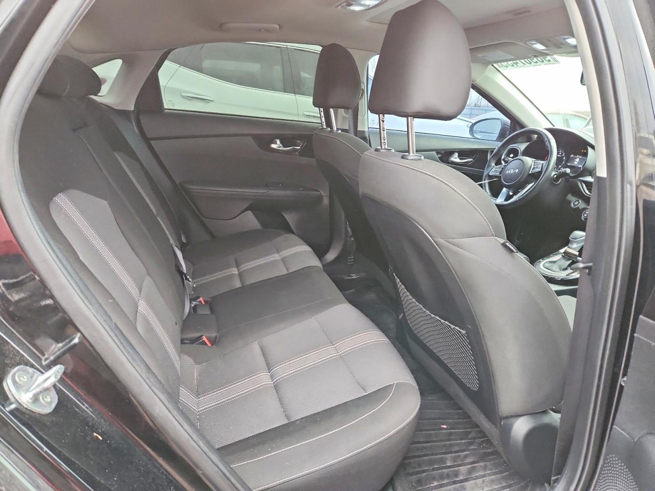 2024 KIA FORTE EX photo 10