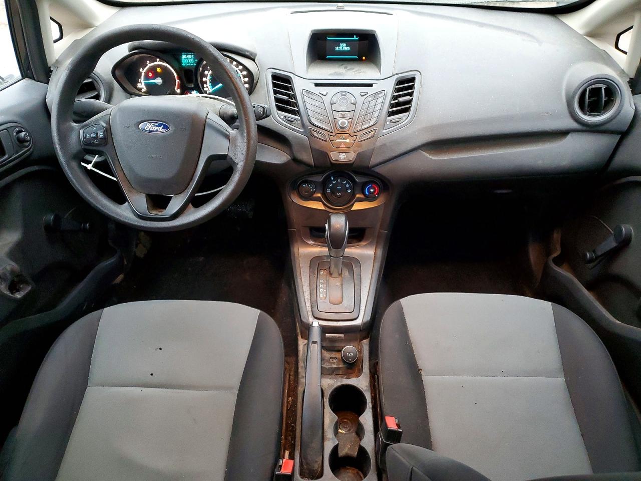 2016 FORD FIESTA S photo 8
