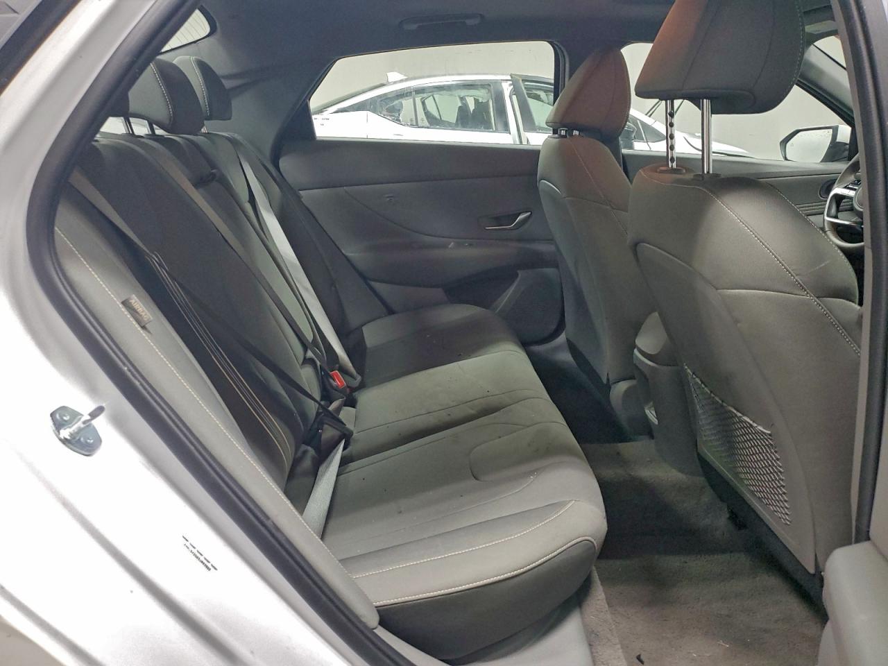 2025 HYUNDAI ELANTRA SEL photo 10