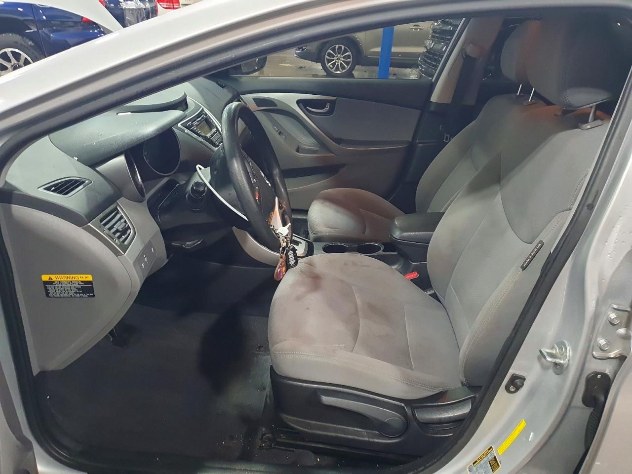 2012 HYUNDAI ELANTRA GLS photo 7