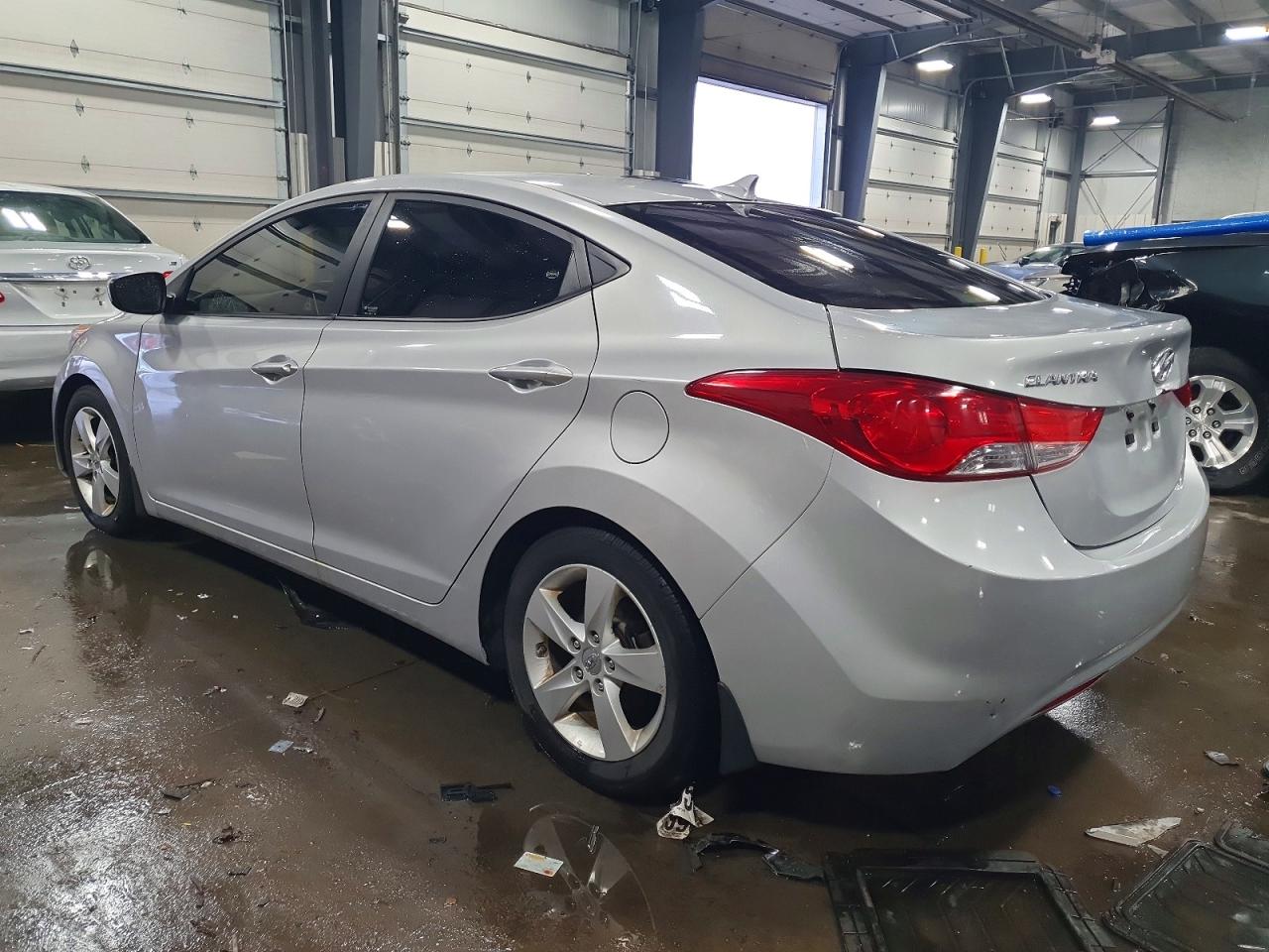 2012 HYUNDAI ELANTRA GLS photo 2