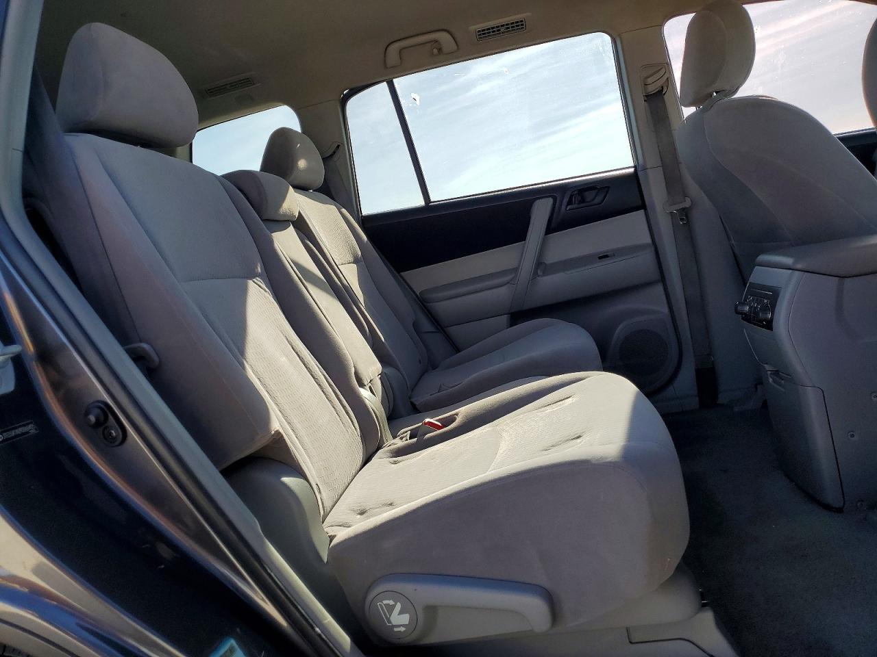 2009 TOYOTA HIGHLANDER photo 11