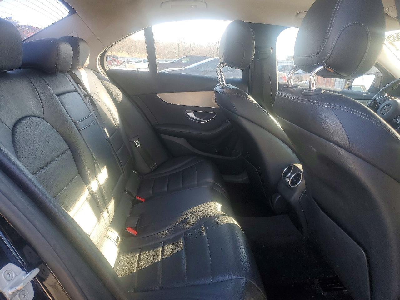 2015 MERCEDES-BENZ C 300 4MATIC photo 19
