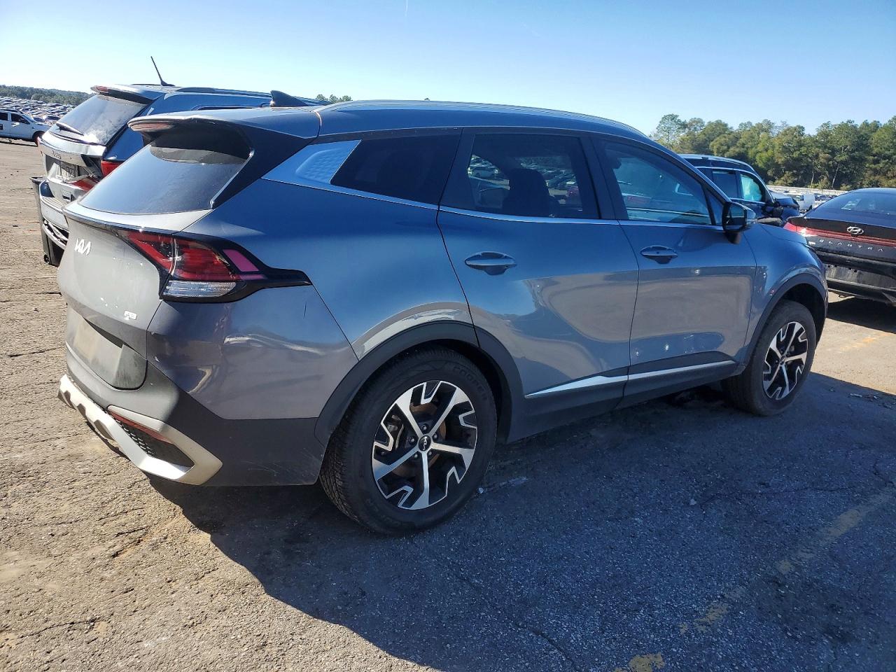2023 KIA SPORTAGE EX photo 3