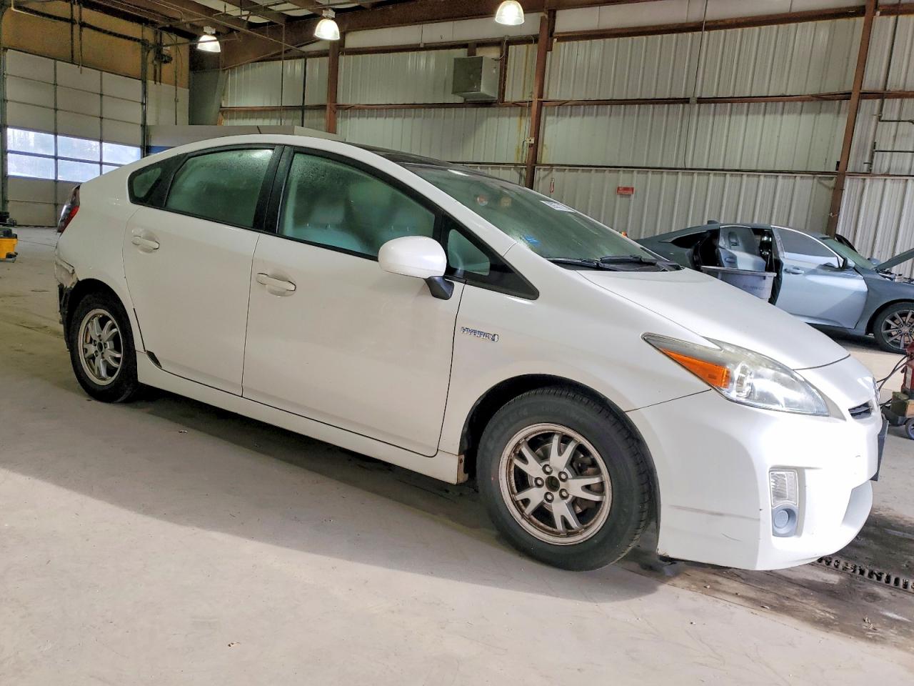 2010 TOYOTA PRIUS photo 7