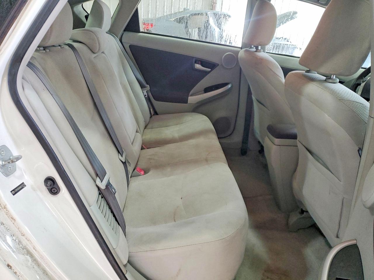 2010 TOYOTA PRIUS photo 19
