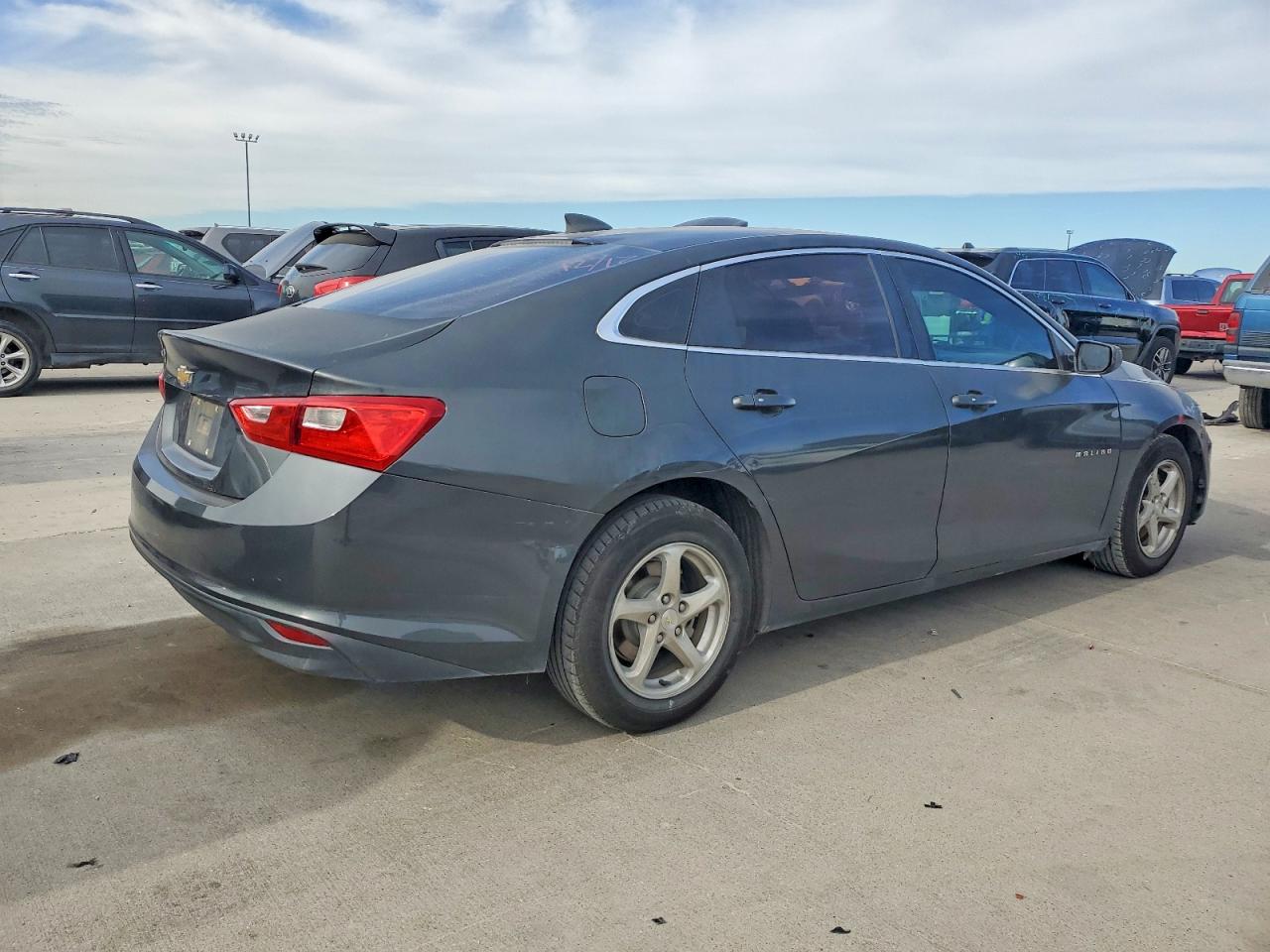 2017 CHEVROLET MALIBU LS photo 3