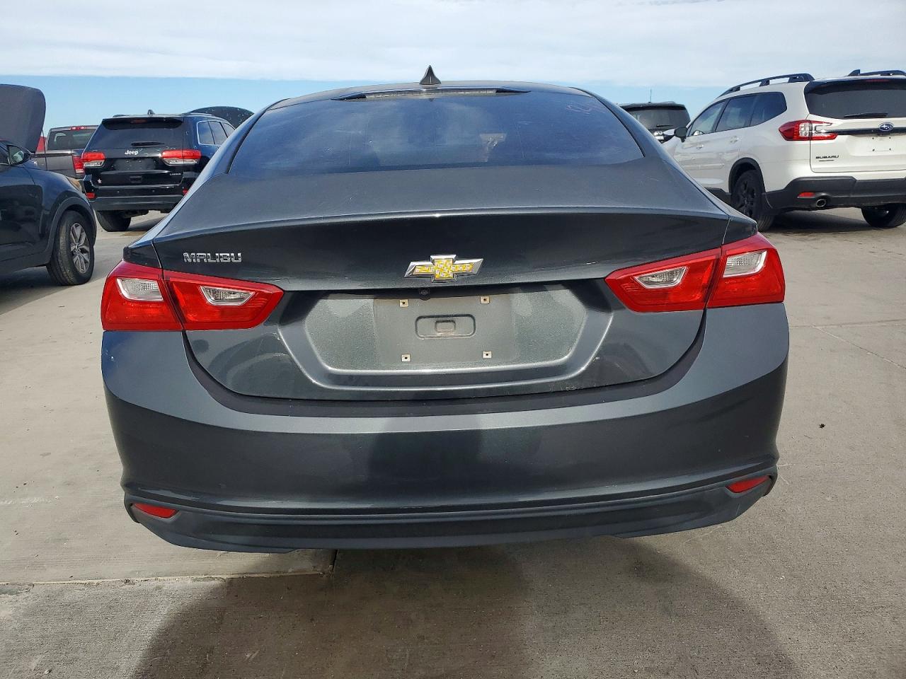 2017 CHEVROLET MALIBU LS photo 6