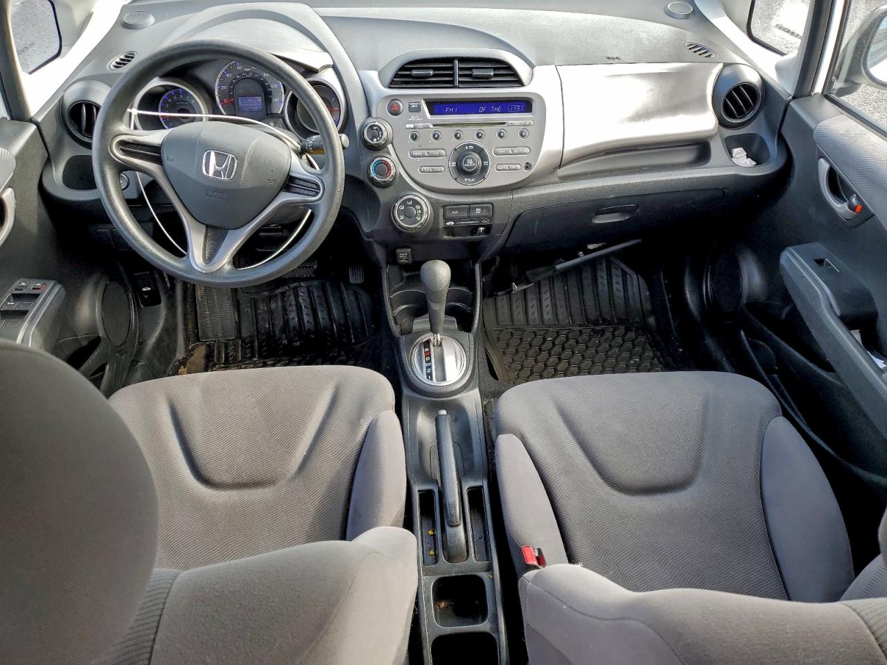 2009 HONDA FIT photo 8
