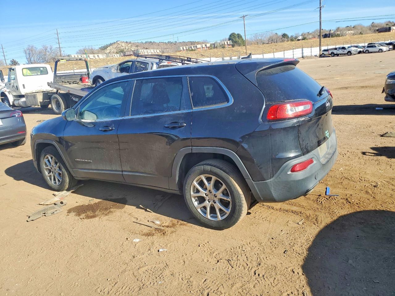 2016 JEEP CHEROKEE LATITUDE photo 2