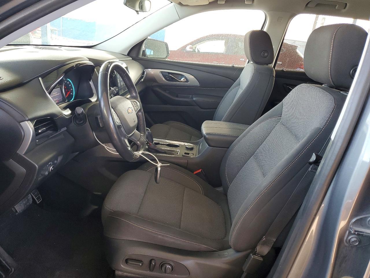 2020 CHEVROLET TRAVERSE LT photo 7