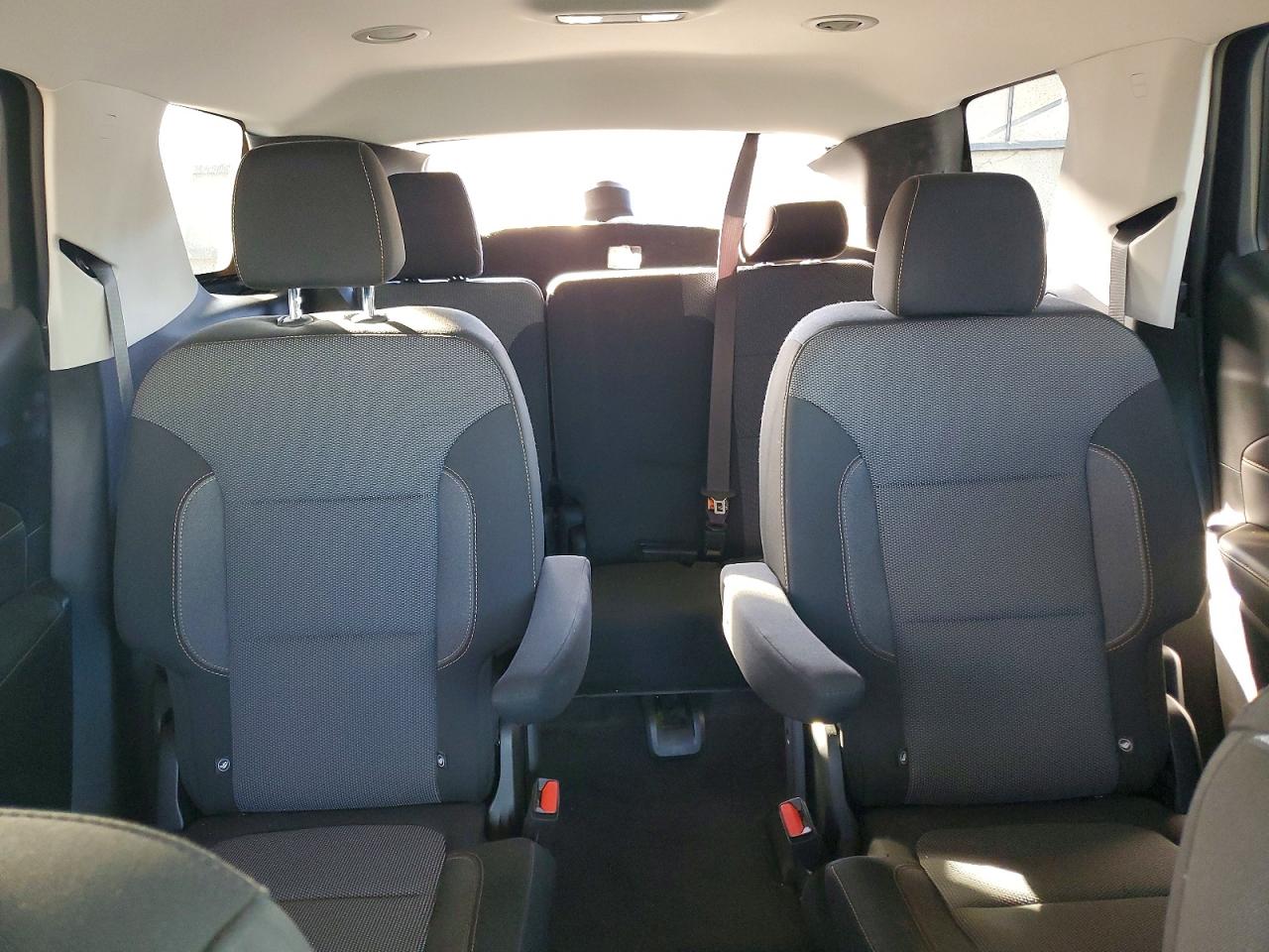 2020 CHEVROLET TRAVERSE LT photo 10
