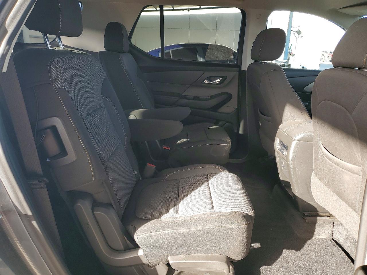 2020 CHEVROLET TRAVERSE LT photo 11