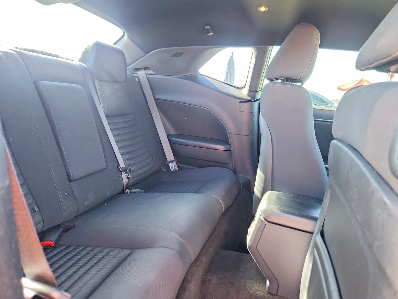 2013 DODGE CHALLENGER SXT photo 10