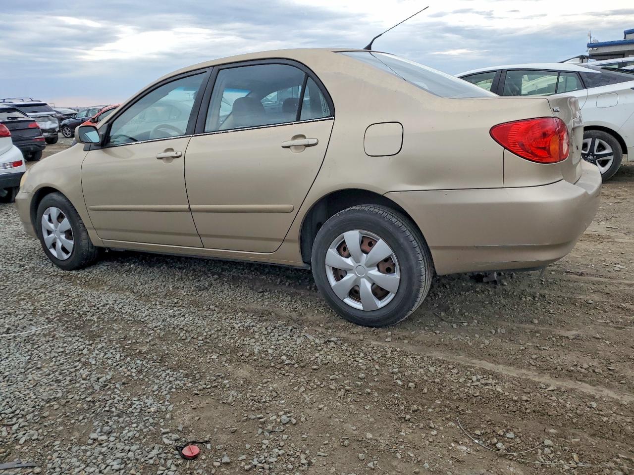 2004 TOYOTA COROLLA CE photo 4