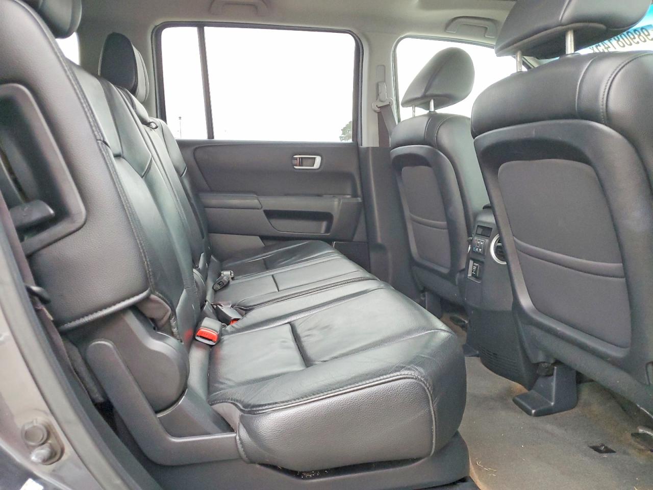 2013 HONDA PILOT EXL photo 11