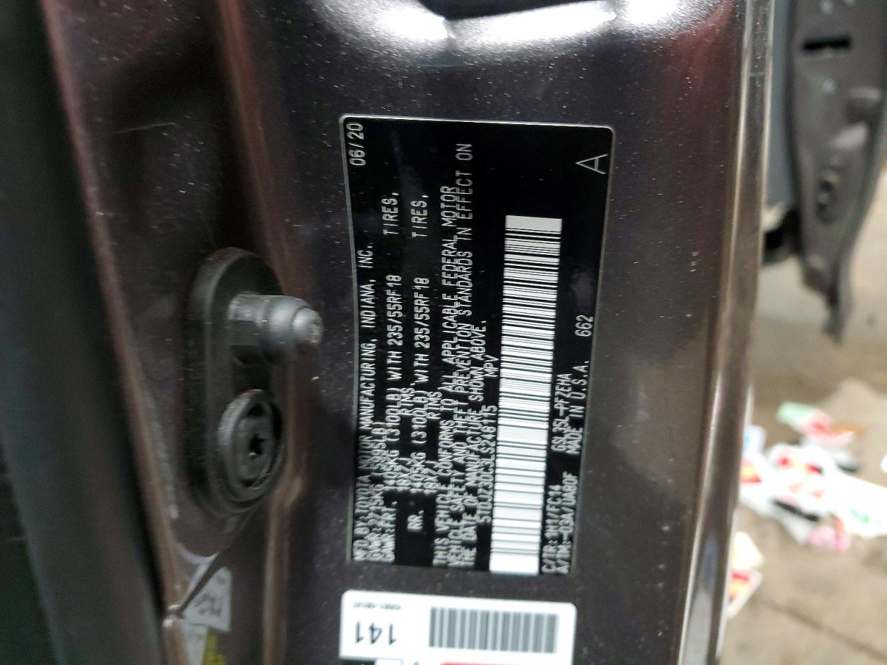 2020 TOYOTA SIENNA LE photo 14