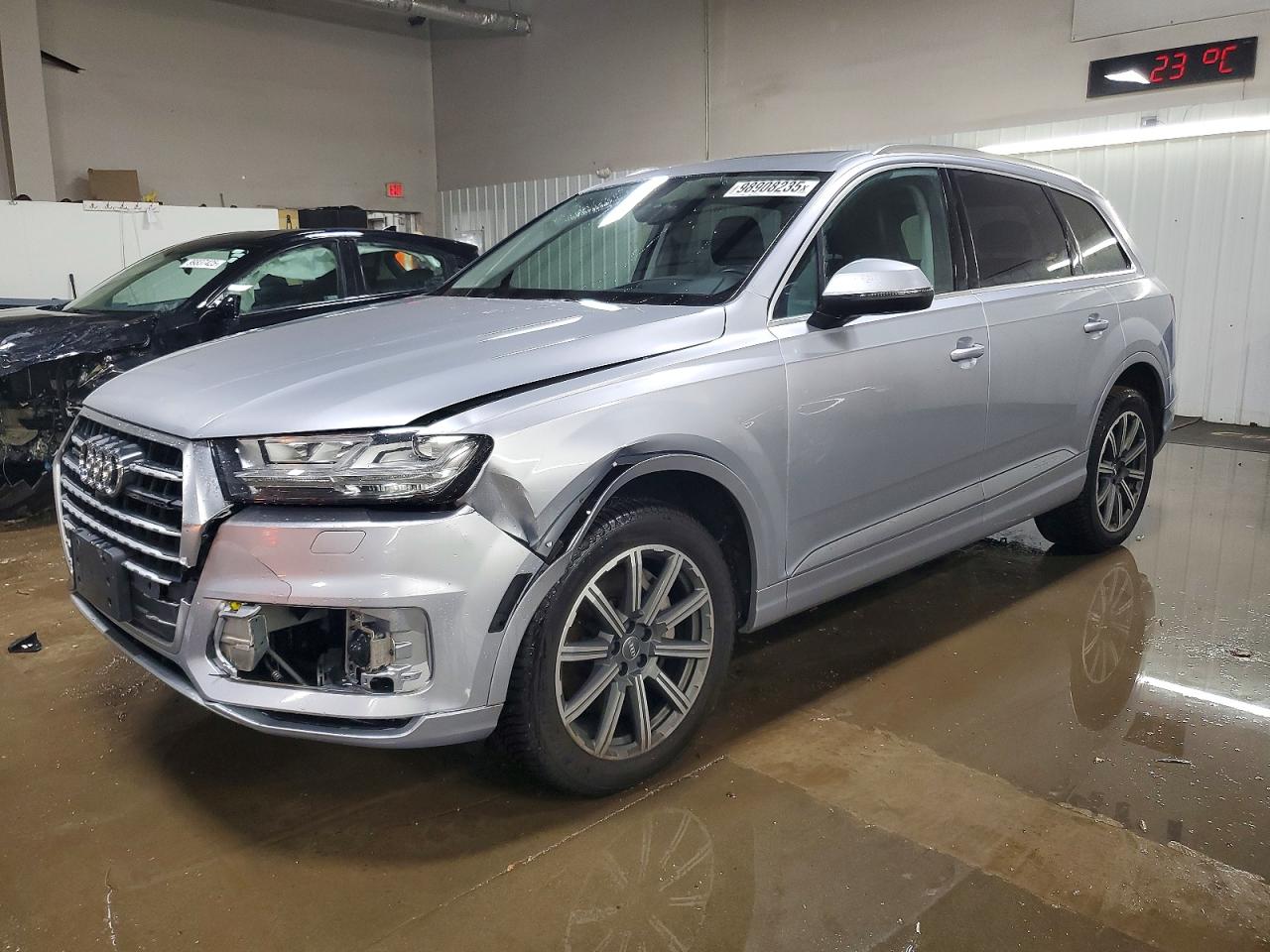 2017 AUDI Q7