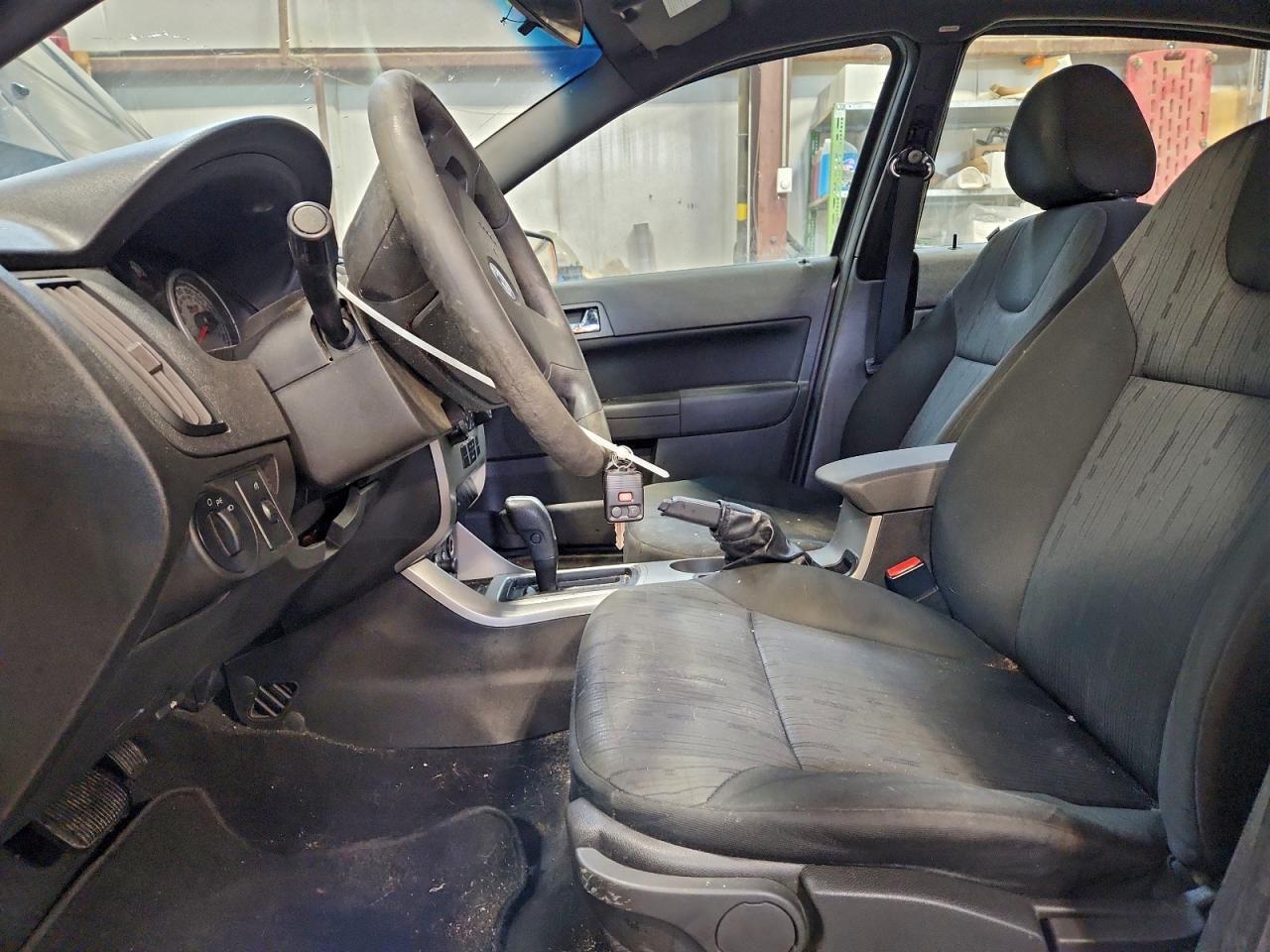 2009 FORD FOCUS SE photo 7