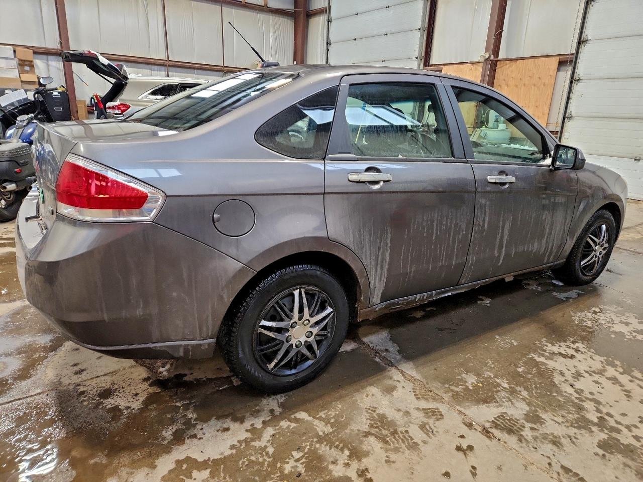 2009 FORD FOCUS SE photo 3