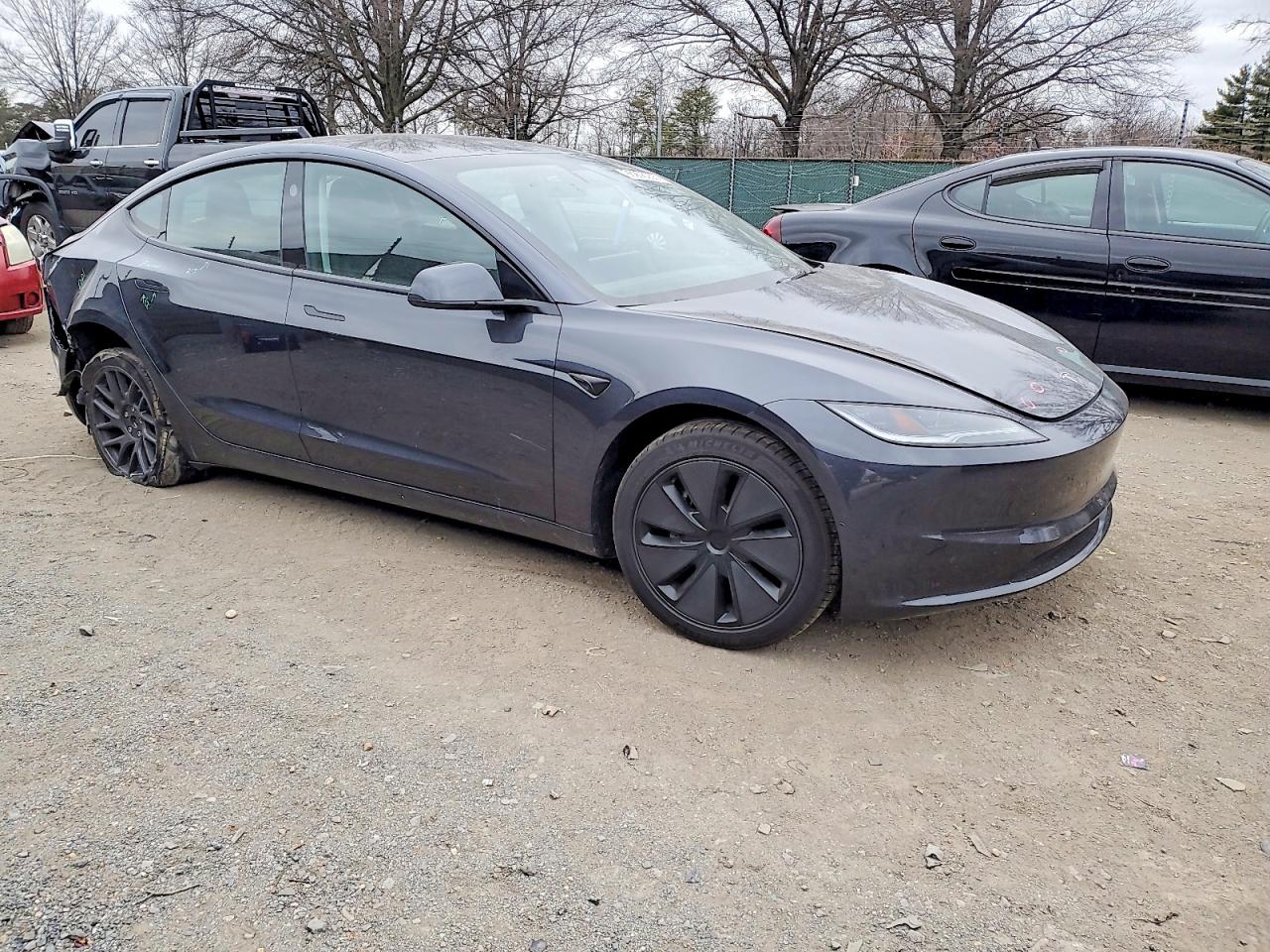 2024 TESLA MODEL 3 photo 4