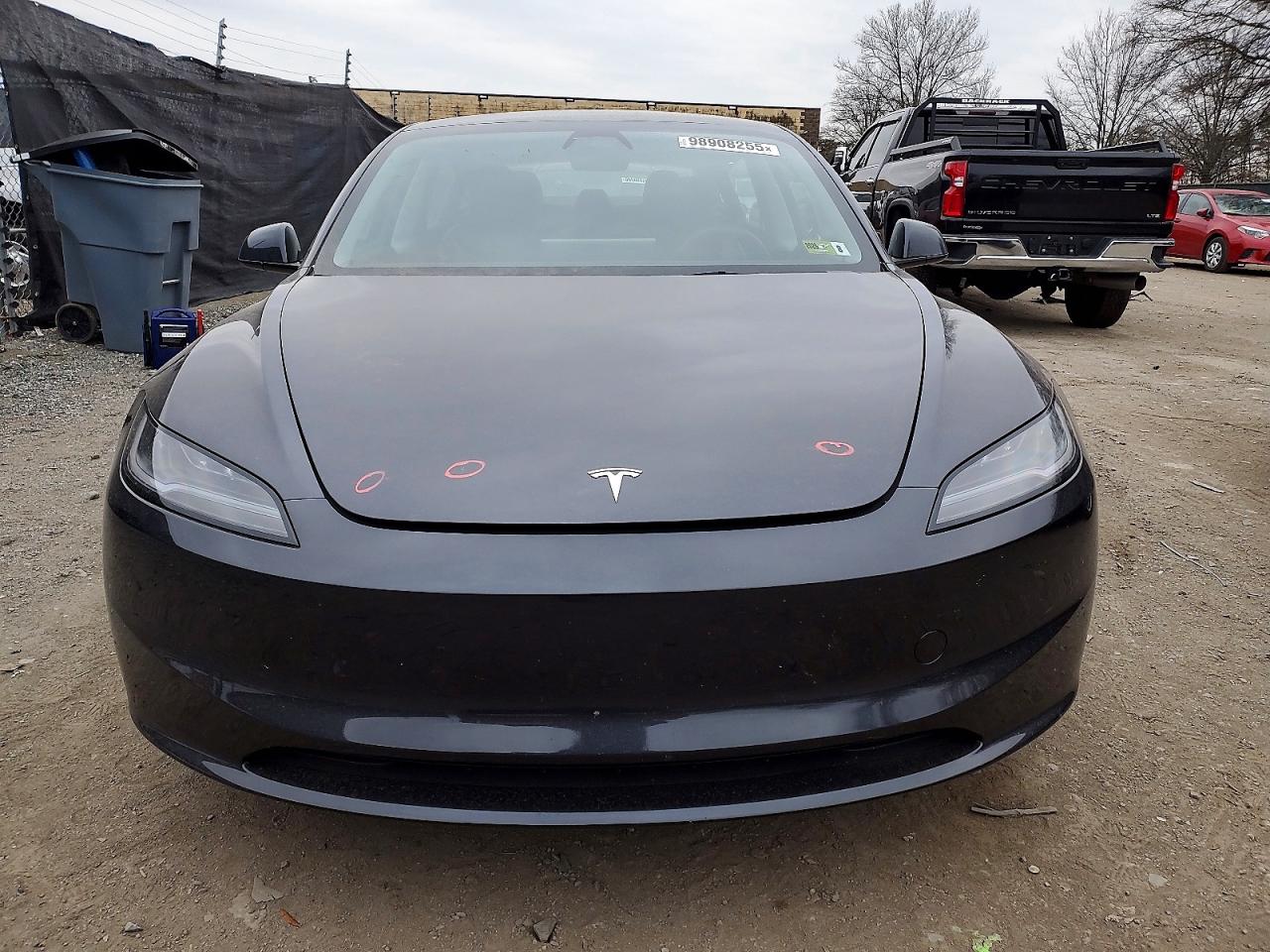 2024 TESLA MODEL 3 photo 5