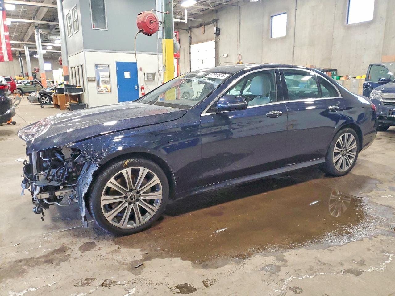 2022 MERCEDES-BENZ E