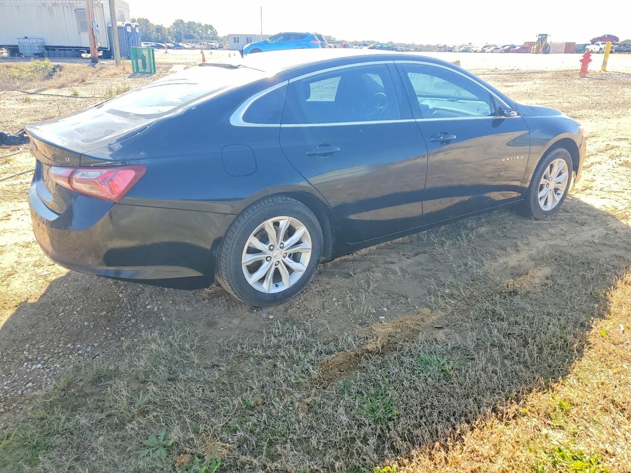 2020 CHEVROLET MALIBU LT photo 3