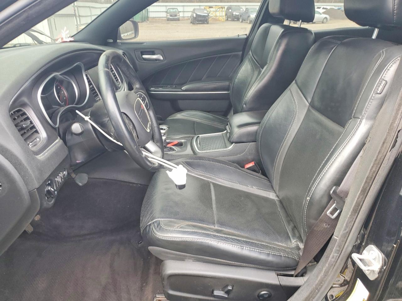 2016 DODGE CHARGER SXT photo 7