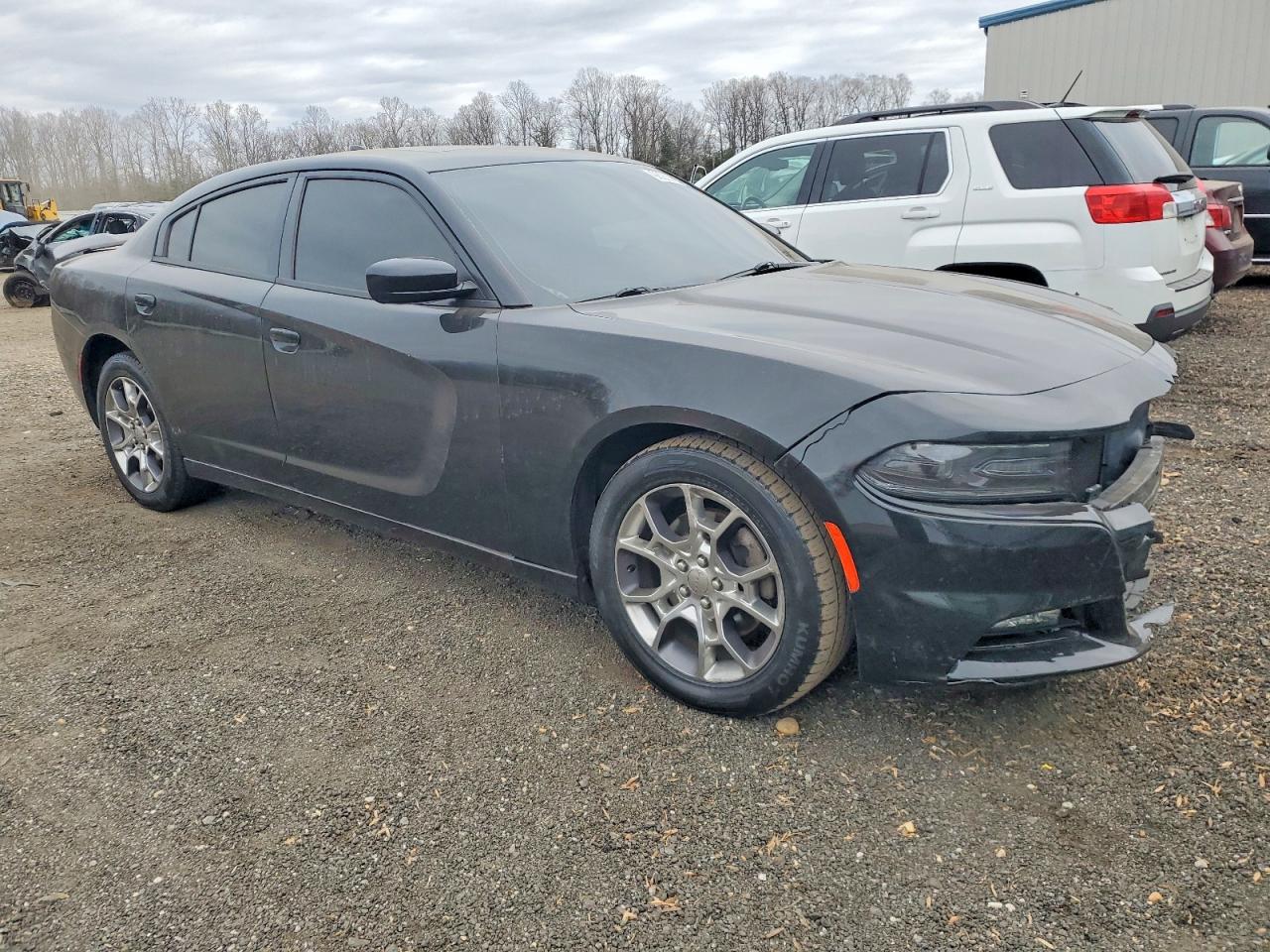 2016 DODGE CHARGER SXT photo 4