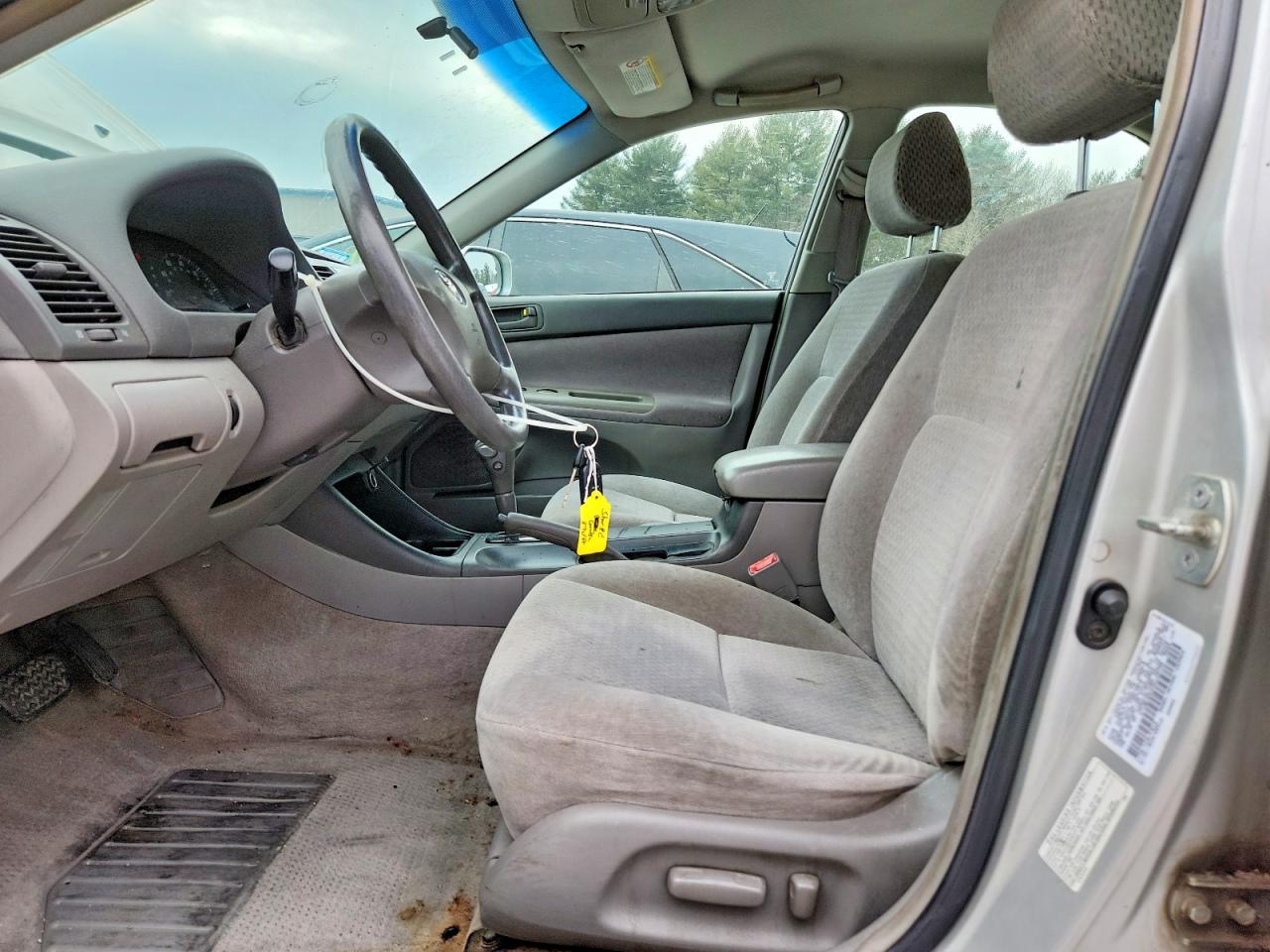 2003 TOYOTA CAMRY LE photo 7