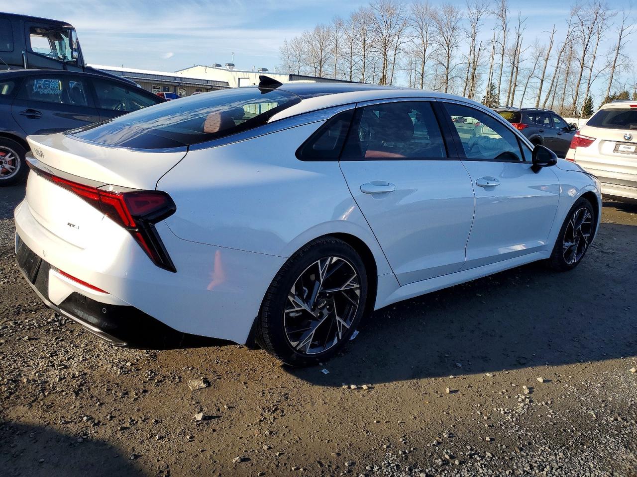 2025 KIA K5 GT-LINE photo 3